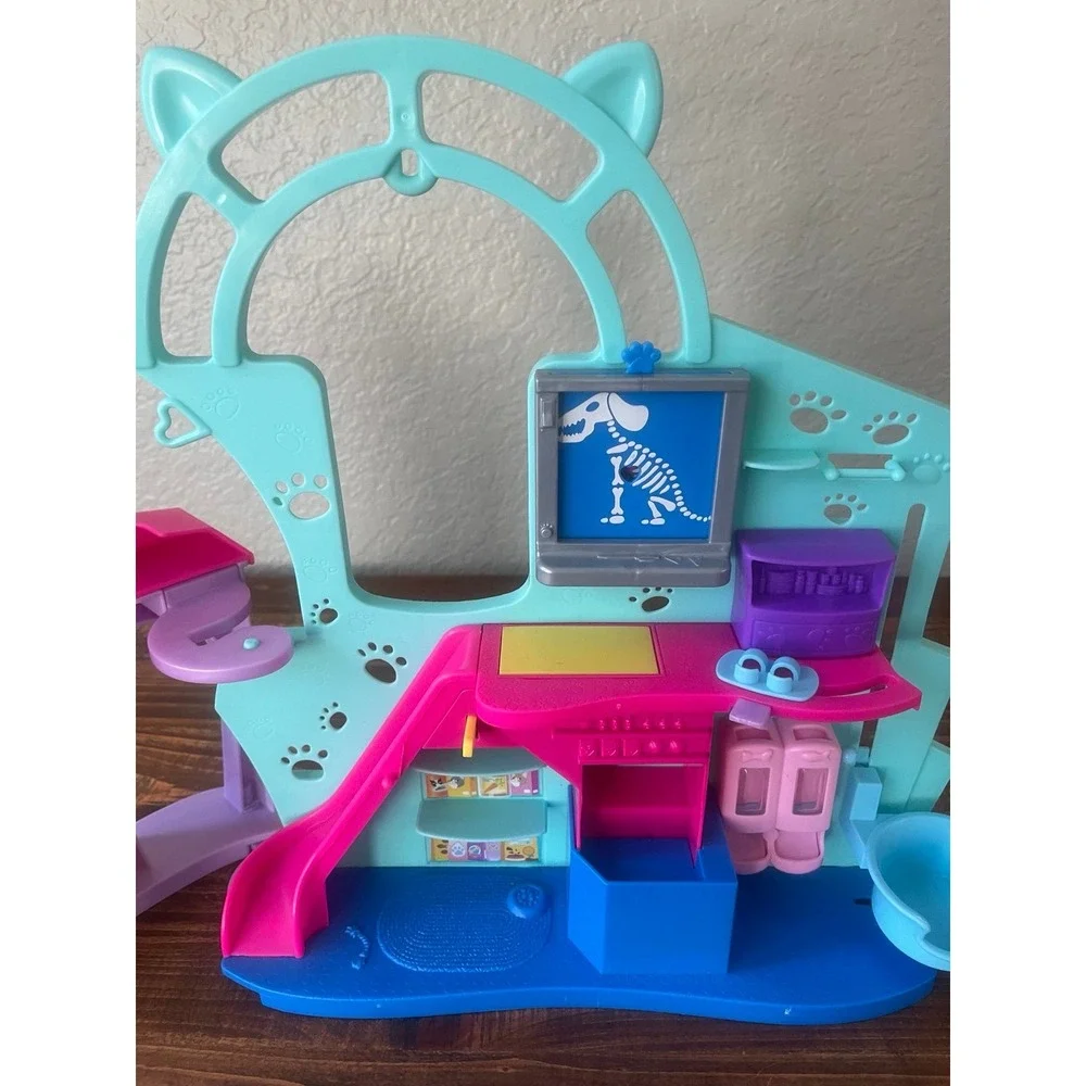Polly Pocket Pet‎ Vet Clinic